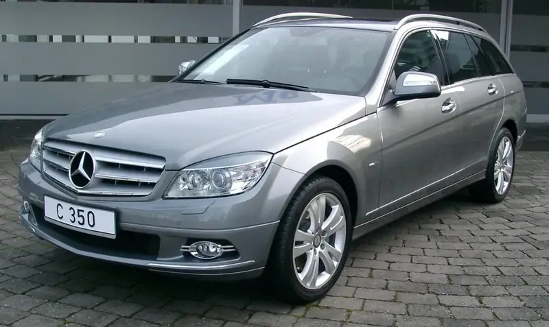 Mercedes-Benz C-Serisi - 3