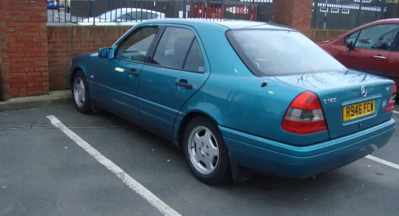 Mercedes-Benz C-Serisi - 6