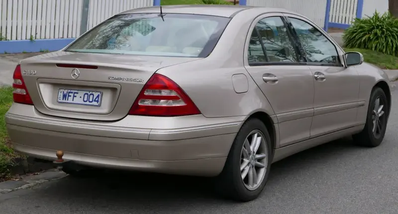 Mercedes-Benz C-Serisi - 5