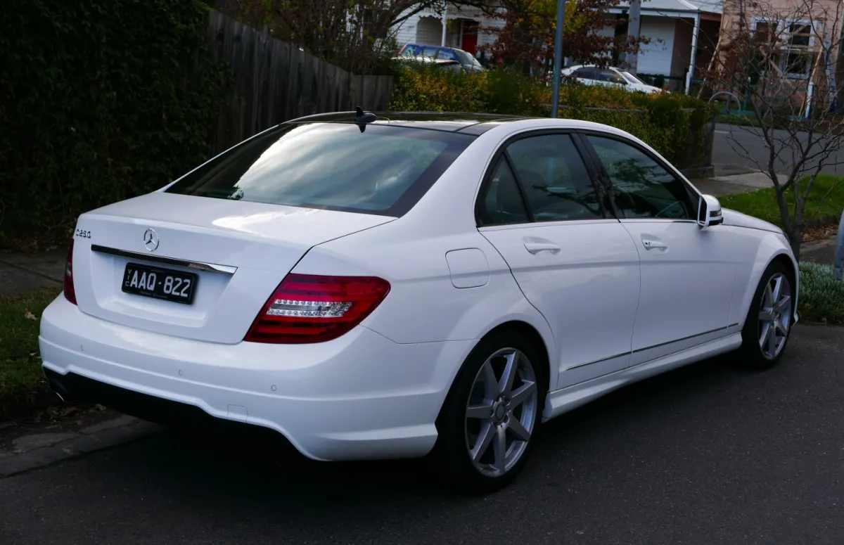 Mercedes-Benz 4