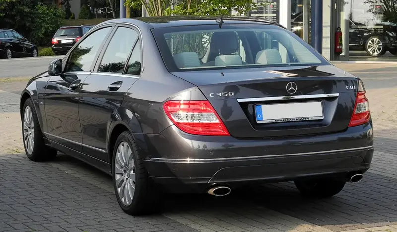 Mercedes-Benz C-Serisi - 4