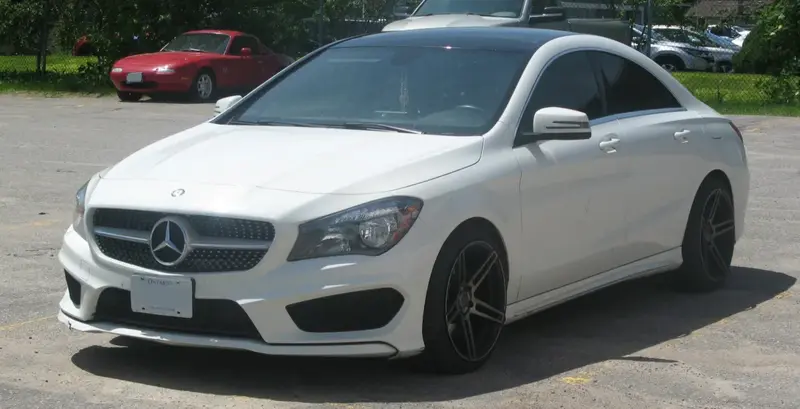 Mercedes-Benz CLA - 4