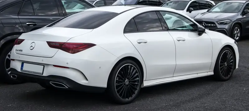 Mercedes-Benz CLA - 2