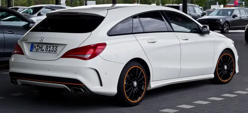 Mercedes-Benz CLA - 4