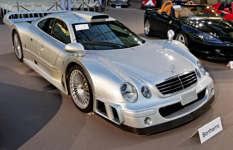 Mercedes-Benz CLK GTR - 2