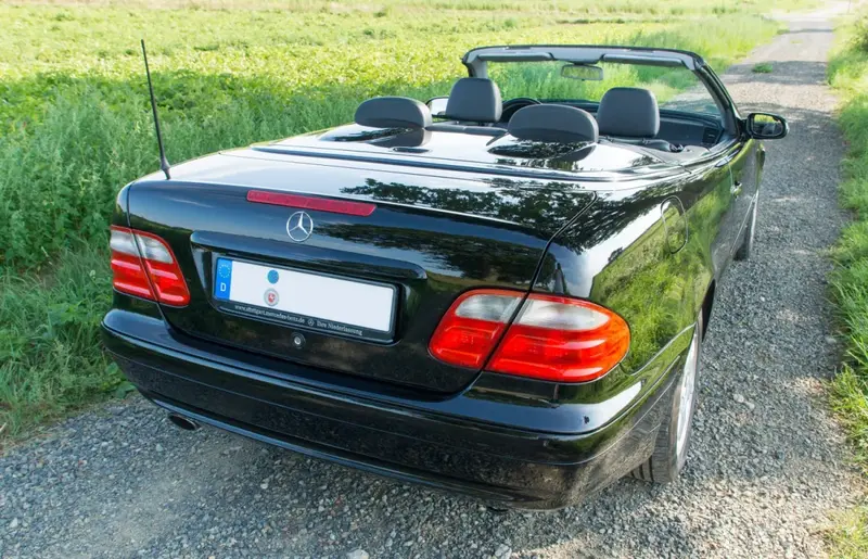 Mercedes-Benz CLK - 4