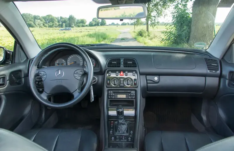 Mercedes-Benz CLK - 5