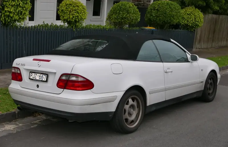Mercedes-Benz CLK - 4