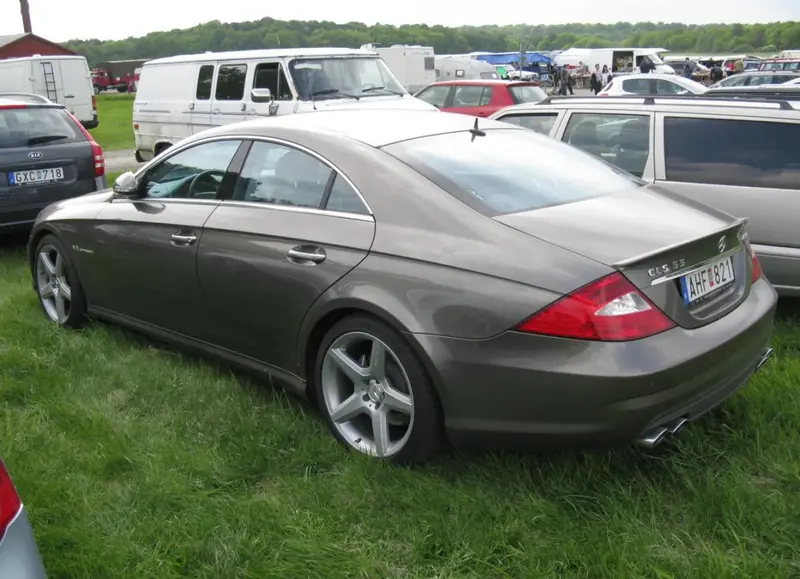 Mercedes-Benz CLS - 4