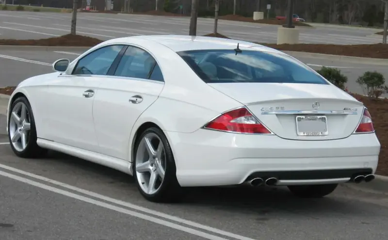 Mercedes-Benz CLS - 6