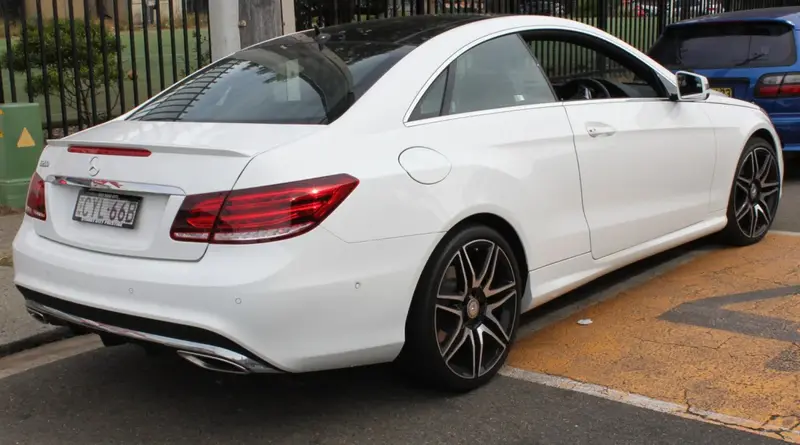 Mercedes-Benz E-Serisi - 4
