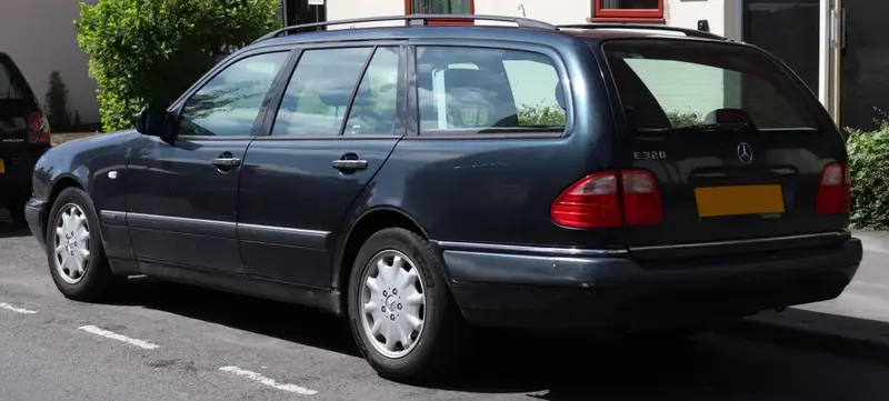 Mercedes-Benz E-Serisi - 2