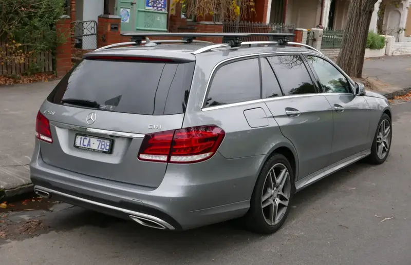 Mercedes-Benz E-Serisi - 4