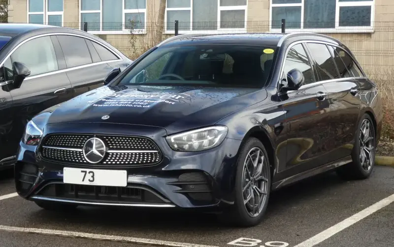 Mercedes-Benz E-Serisi - 2