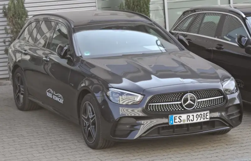 Mercedes-Benz E-Serisi - 3