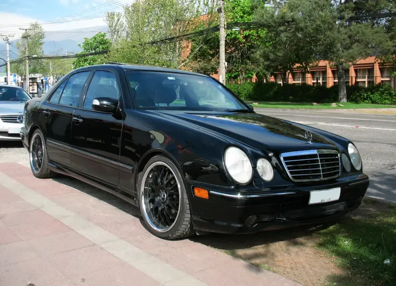 Mercedes-Benz E-Serisi - 5