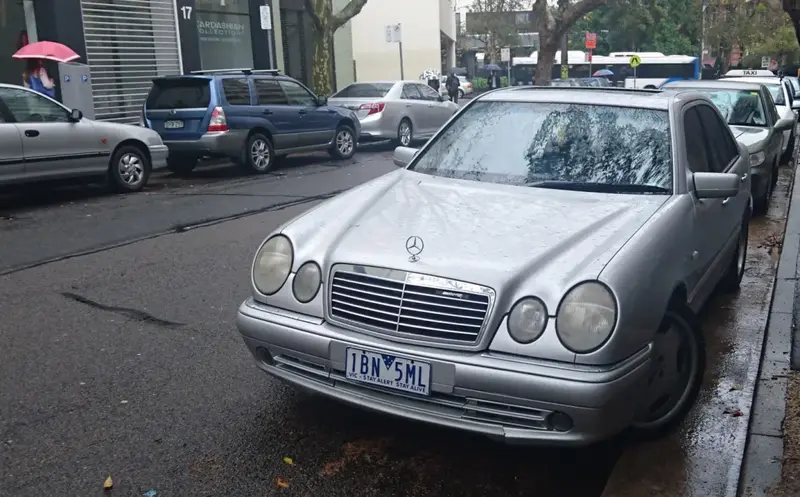 Mercedes-Benz E-Serisi - 5