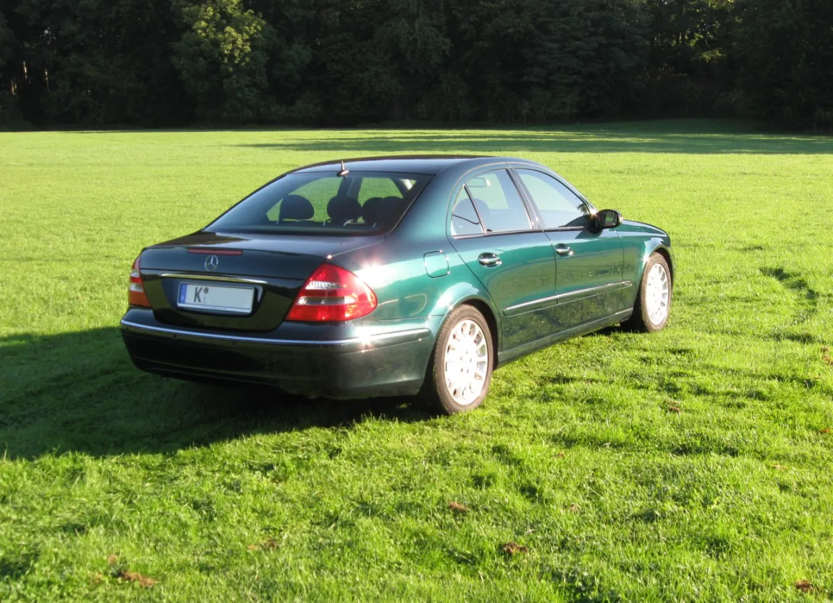 Mercedes-Benz 4
