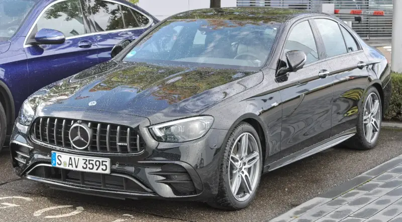 Mercedes-Benz E-Serisi - 3