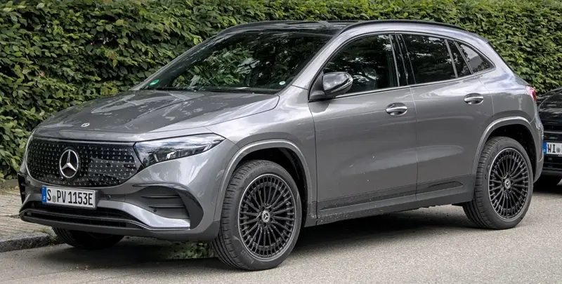Mercedes-Benz EQA - 3