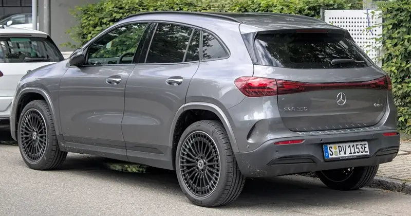 Mercedes-Benz EQA - 4
