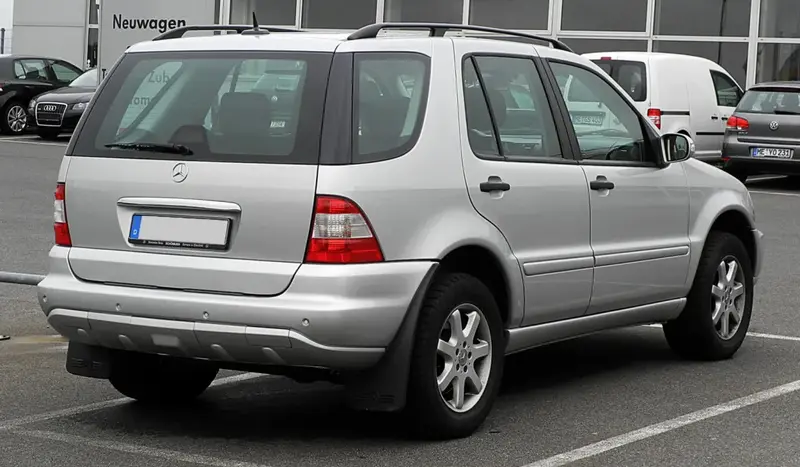 Mercedes-Benz M-Serisi - 2