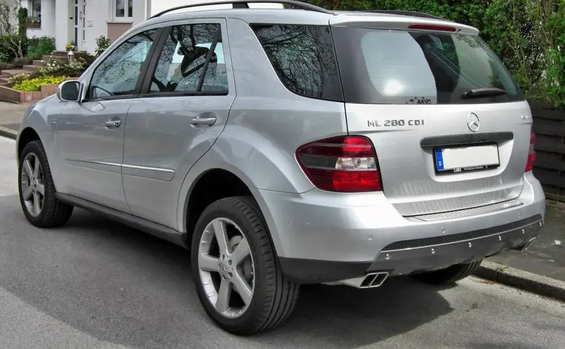 Mercedes-Benz M-Serisi - 2