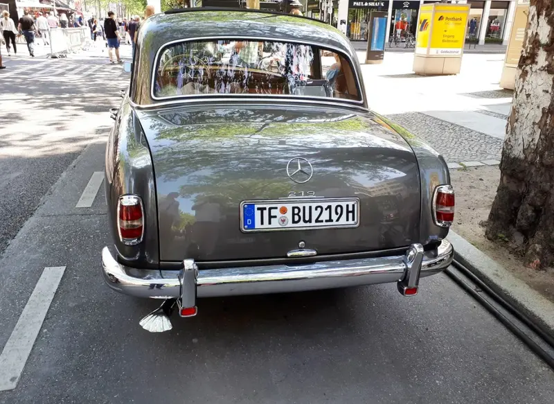 Mercedes-Benz Ponton - 4
