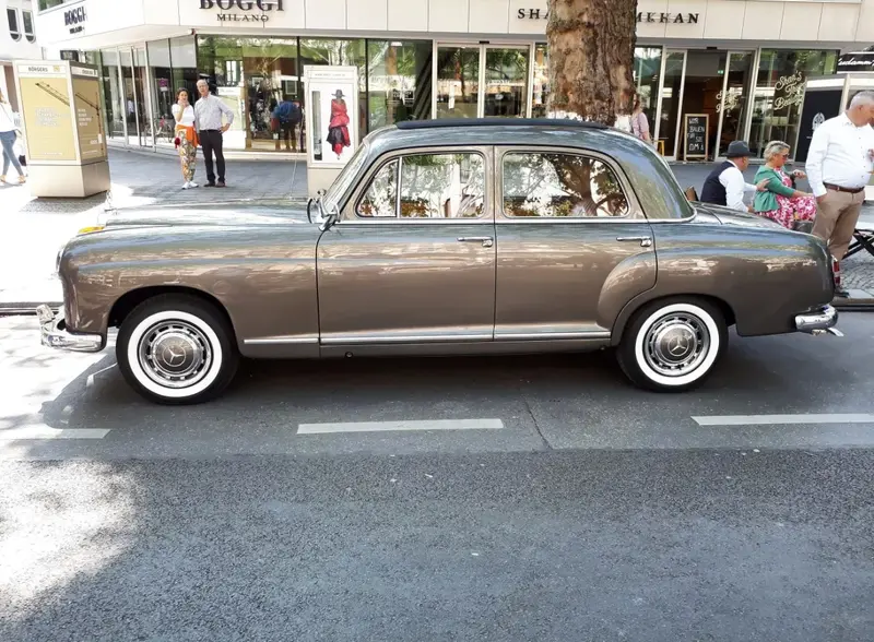 Mercedes-Benz Ponton - 5