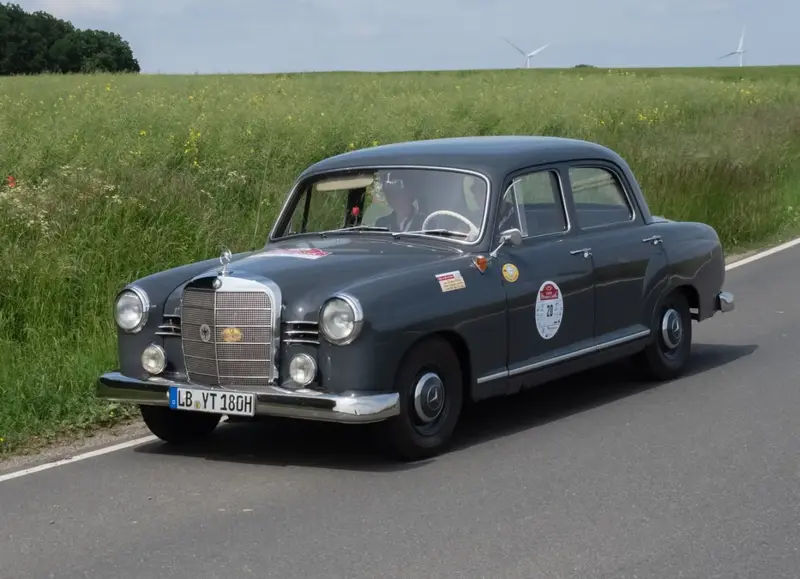 Mercedes-Benz Ponton - 3
