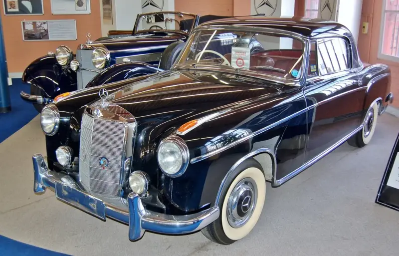 Mercedes-Benz Ponton W128 Coupe