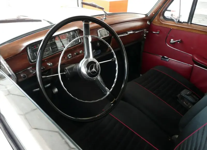 Mercedes-Benz Ponton - 5