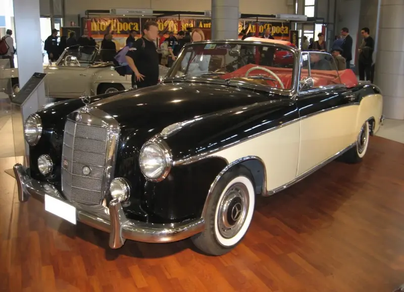 Mercedes-Benz Ponton - 3