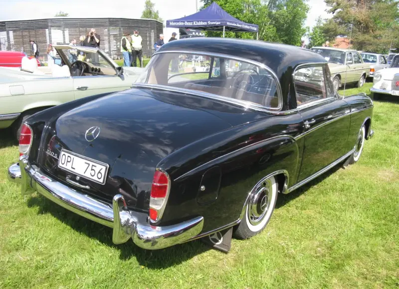 Mercedes-Benz Ponton - 2