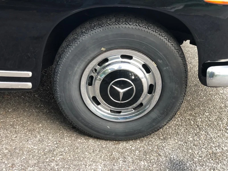 Mercedes-Benz Ponton W180 II Sedan