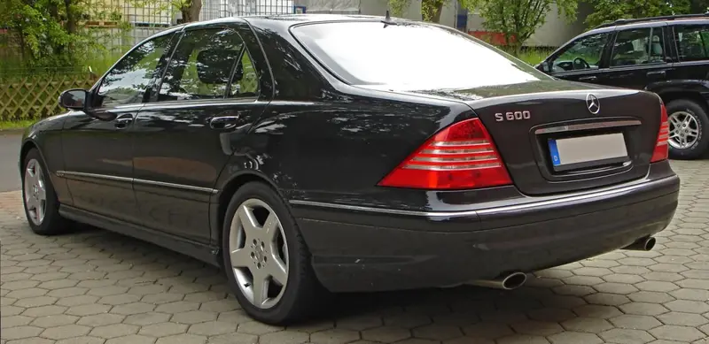 Mercedes-Benz S-Serisi - 2