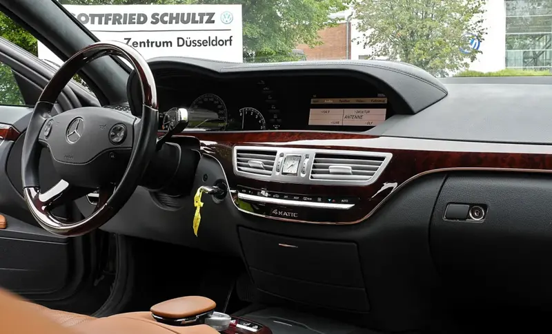 Mercedes-Benz S-Serisi - 4