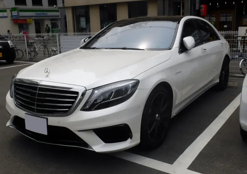 Mercedes-Benz S-Serisi - 2