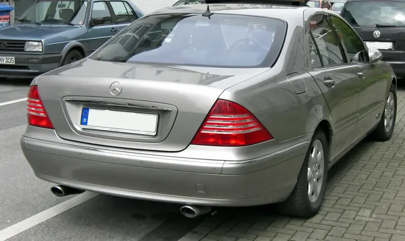 Mercedes-Benz S-Serisi - 2