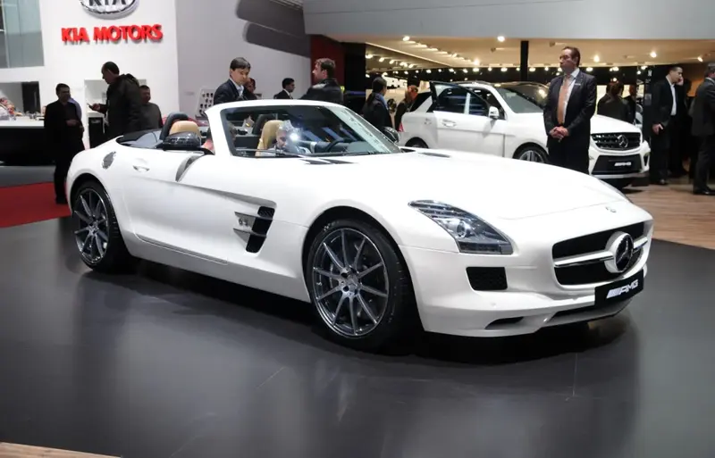 Mercedes-Benz SLS AMG - 4