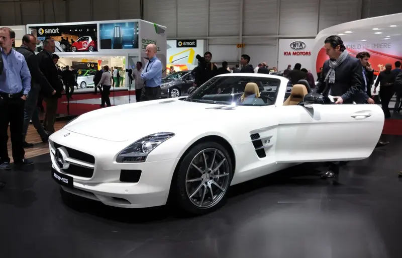 Mercedes-Benz SLS AMG - 6