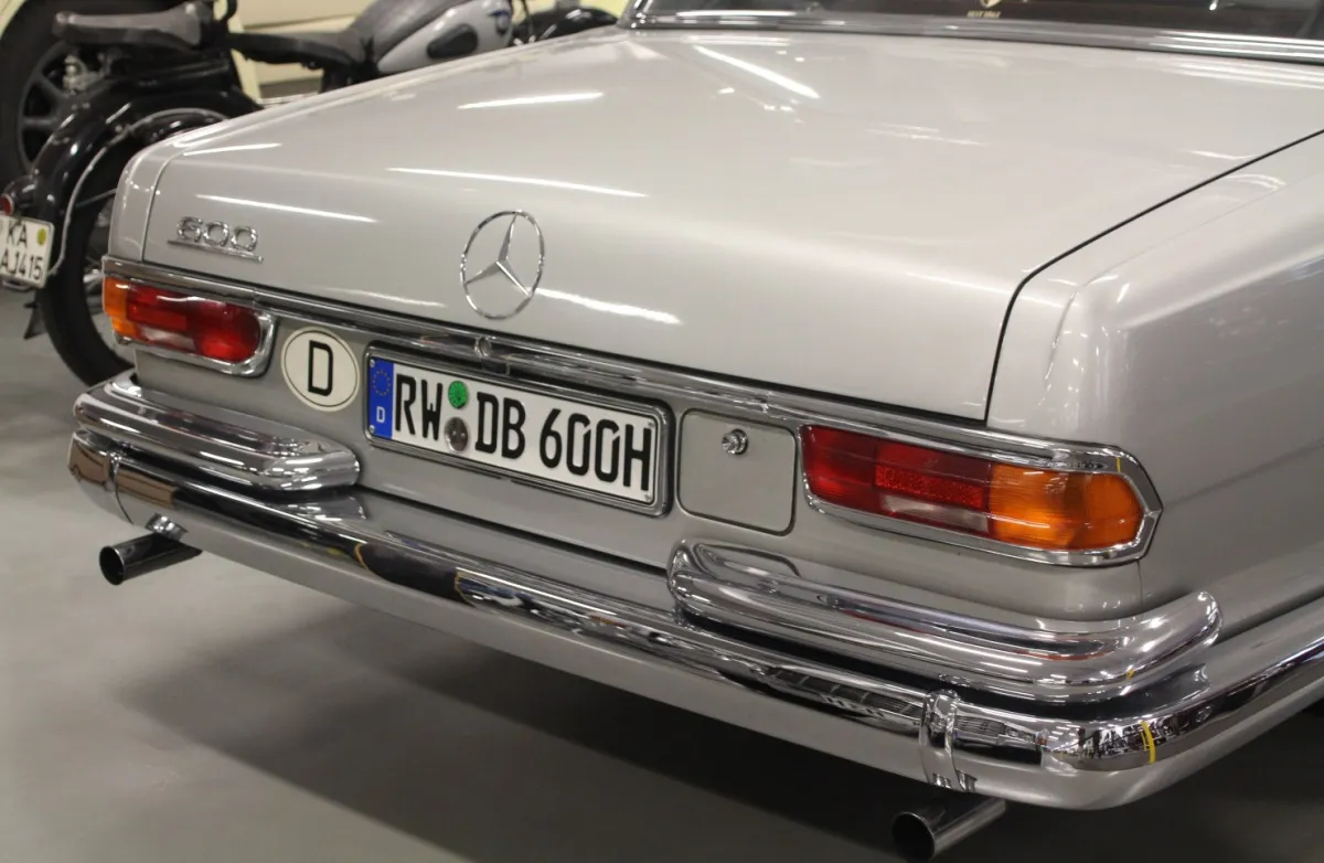Mercedes-Benz - 5
