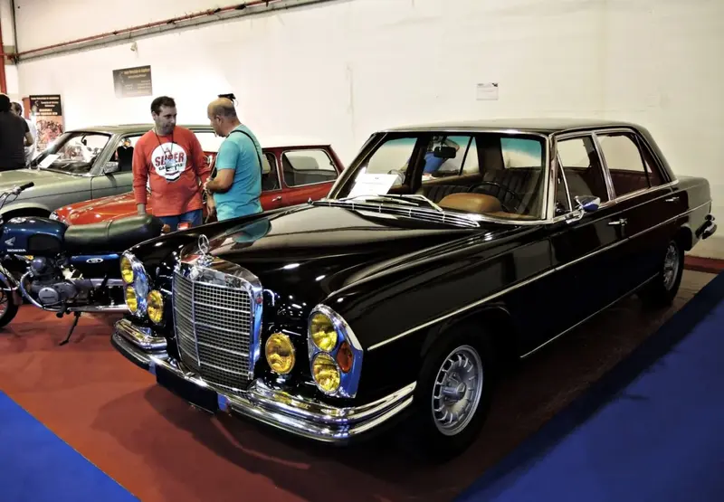 Mercedes-Benz W109 - 2
