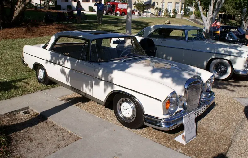 Mercedes-Benz W112 - 3