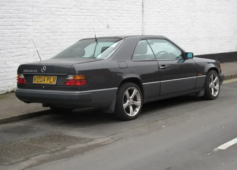 Mercedes-Benz W124 - 6