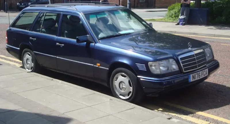 Mercedes-Benz W124 S124