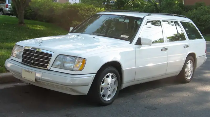 Mercedes-Benz W124 - 4