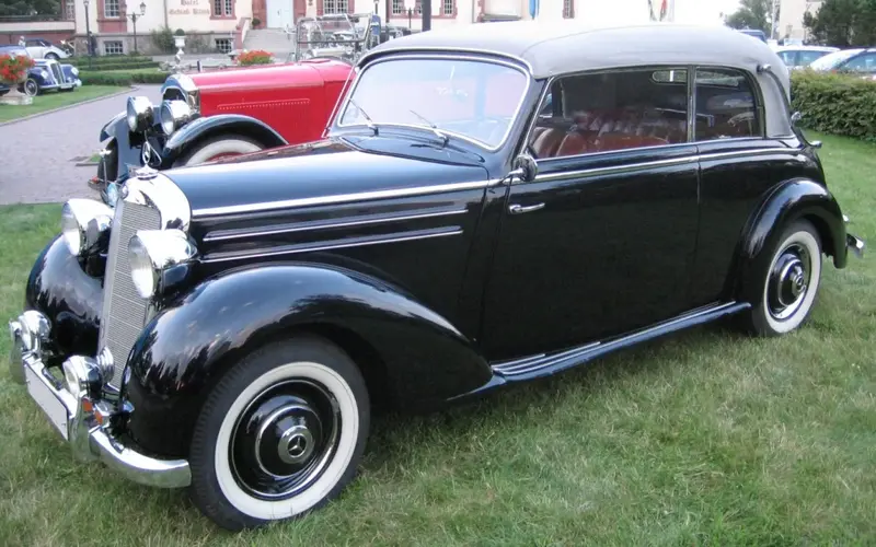 Mercedes-Benz W136 - 2