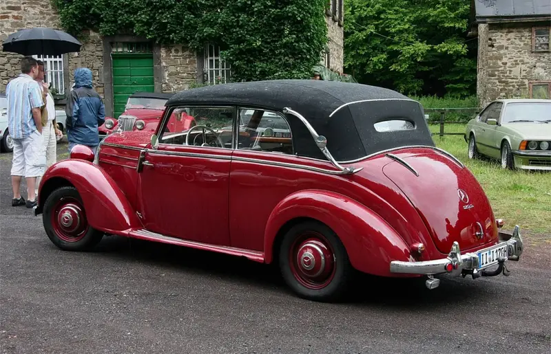 Mercedes-Benz W136 - 3