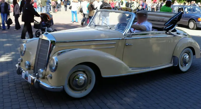 Mercedes-Benz W187 - 5
